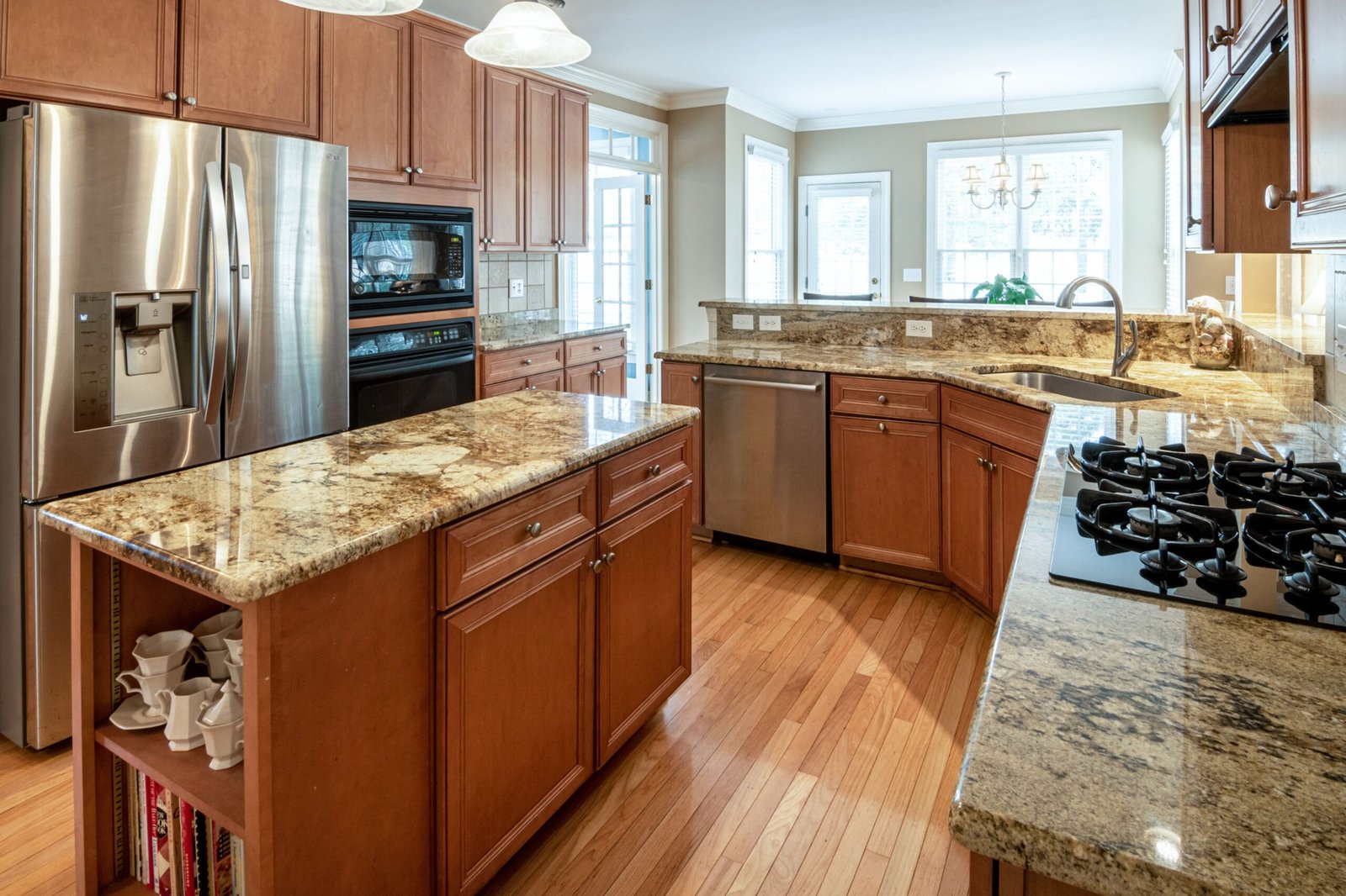 Mặt bếp đá granite tự nhiên